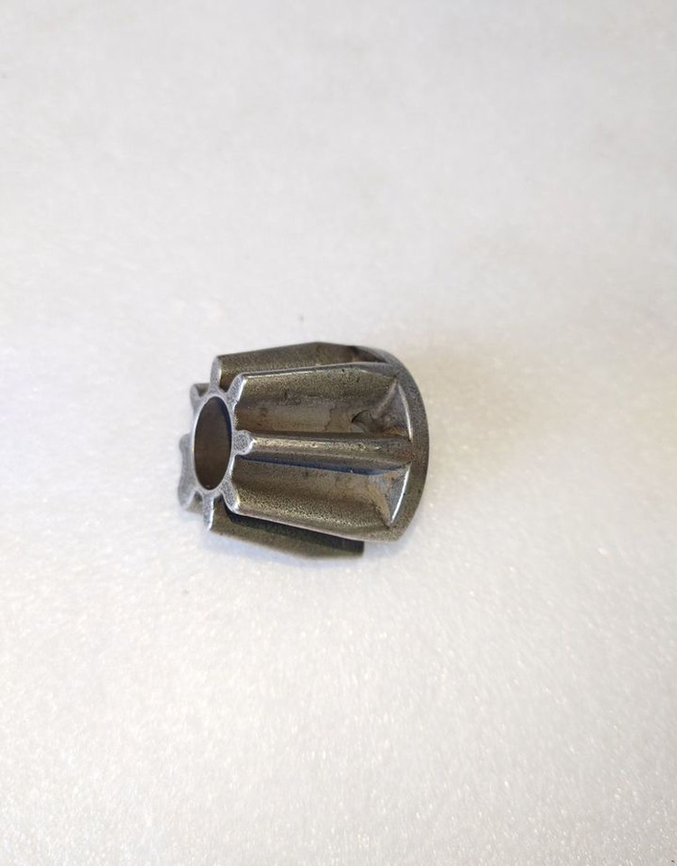 Новый Запчасти для Сельскохозяйственной техники 1-New Шестерня z7 червяка малая с носиком John Deere: фото 7