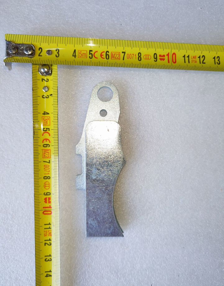 AGV Parts Прижим захвата шнурка пресс-подборщика Джон Дир - Запчасти для Сельскохозяйственной техники: фото 1 AGV Parts Прижим захвата шнурка пресс-подборщика Джон Дир - Запчасти для Сельскохозяйственной техники: фото 1