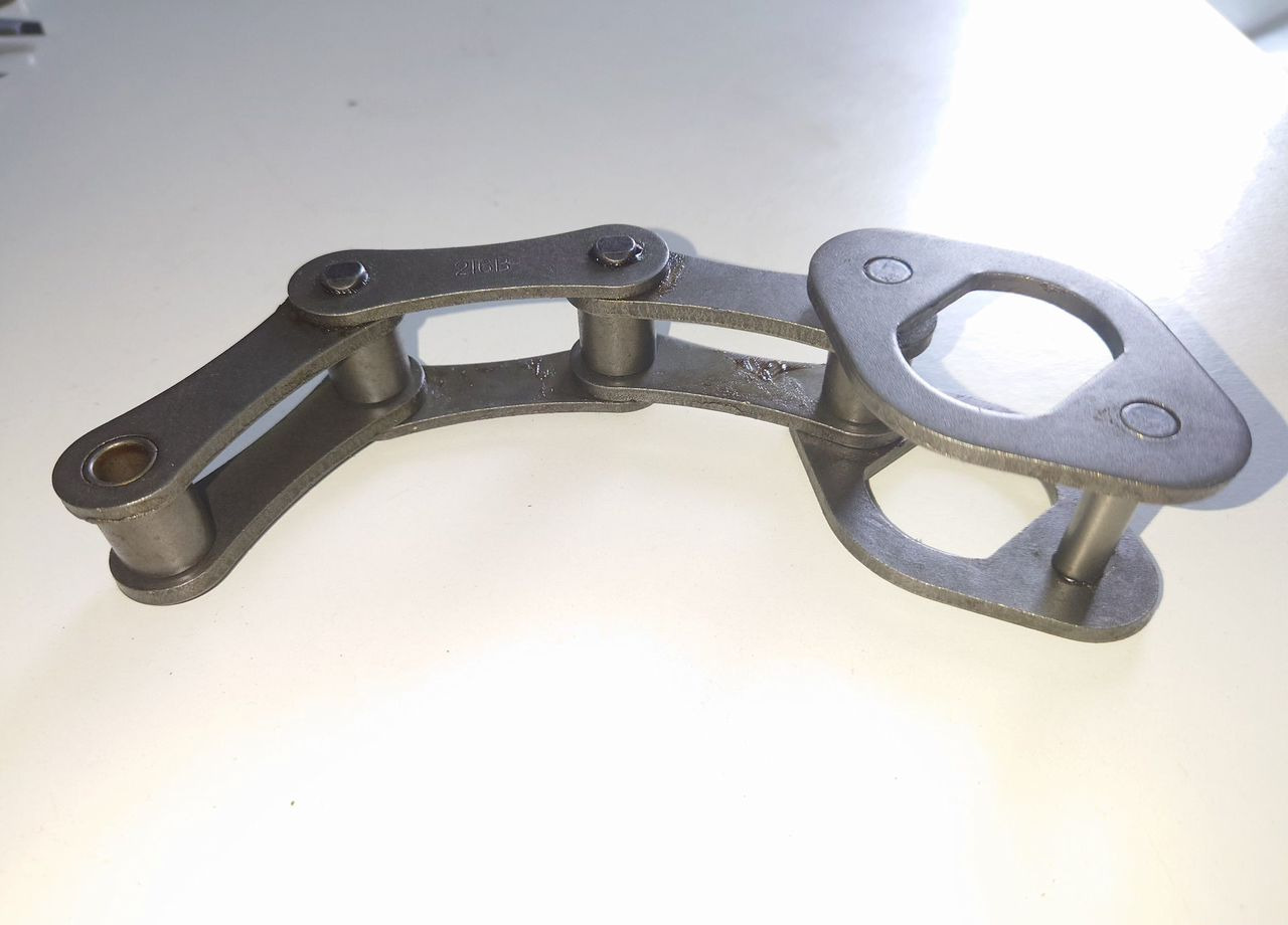 Пресс подборщик Krone запчасти - Запчасти для Пресс-подборщиков рулонных: фото 1 Пресс подборщик Krone запчасти - Запчасти для Пресс-подборщиков рулонных: фото 1