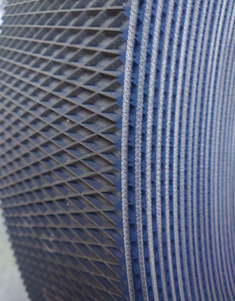 Ремень рулонного пресс-подборщика (Джон Дир) - Запчасти для Пресс-подборщиков рулонных: фото 3 Ремень рулонного пресс-подборщика (Джон Дир) - Запчасти для Пресс-подборщиков рулонных: фото 3