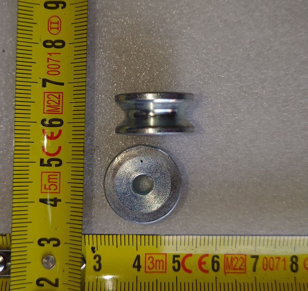 Ролик иглы металл пресс-подборщика Sipma 224/1 - Запчасти для Пресс-подборщиков тюковых: фото 1 Ролик иглы металл пресс-подборщика Sipma 224/1 - Запчасти для Пресс-подборщиков тюковых: фото 1