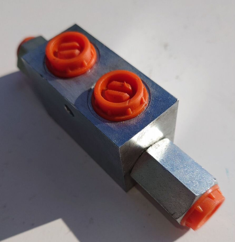 Sipma Гидрозамок пресс подборщик Sipma , Claas - Запчасти для Пресс-подборщиков рулонных: фото 2 Sipma Гидрозамок пресс подборщик Sipma , Claas - Запчасти для Пресс-подборщиков рулонных: фото 2