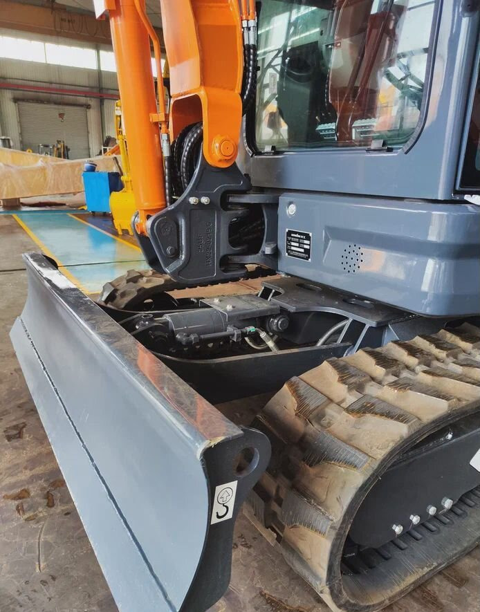 Новый Мини-экскаватор Lonking CDM6025: фото 13