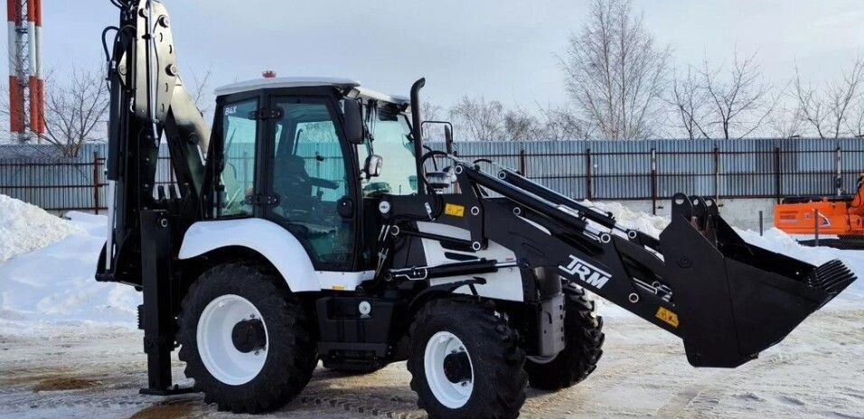 TRM B4X - Экскаватор-погрузчик: фото 5 TRM B4X - Экскаватор-погрузчик: фото 5