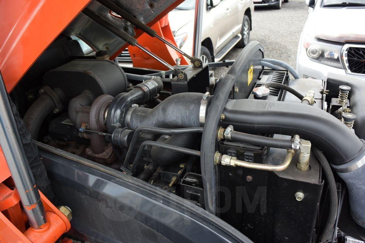 Kioti Kioti - Трактор: фото 2 Kioti Kioti - Трактор: фото 2