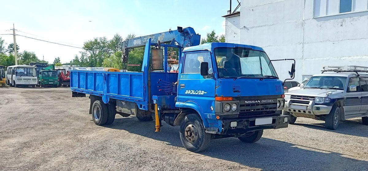 Nissan Diesel Condor - Автоманипулятор, Грузовик бортовой/ Платформа: фото 1 Nissan Diesel Condor - Автоманипулятор, Грузовик бортовой/ Платформа: фото 1