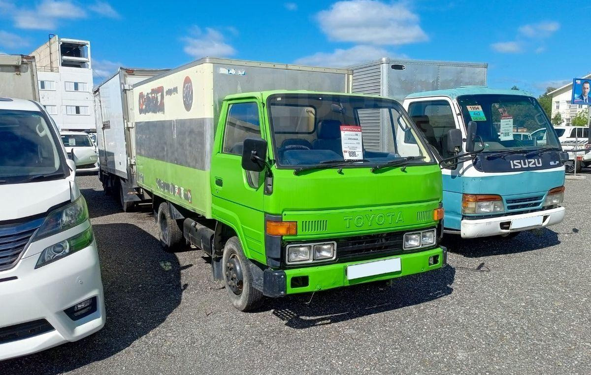 Toyota ToyoAce - Грузовик с закрытым кузовом: фото 1 Toyota ToyoAce - Грузовик с закрытым кузовом: фото 1