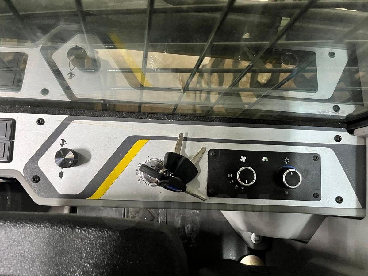 Новый Мини-погрузчик с бортовым поворотом XCMG XC7-SR07: фото 19