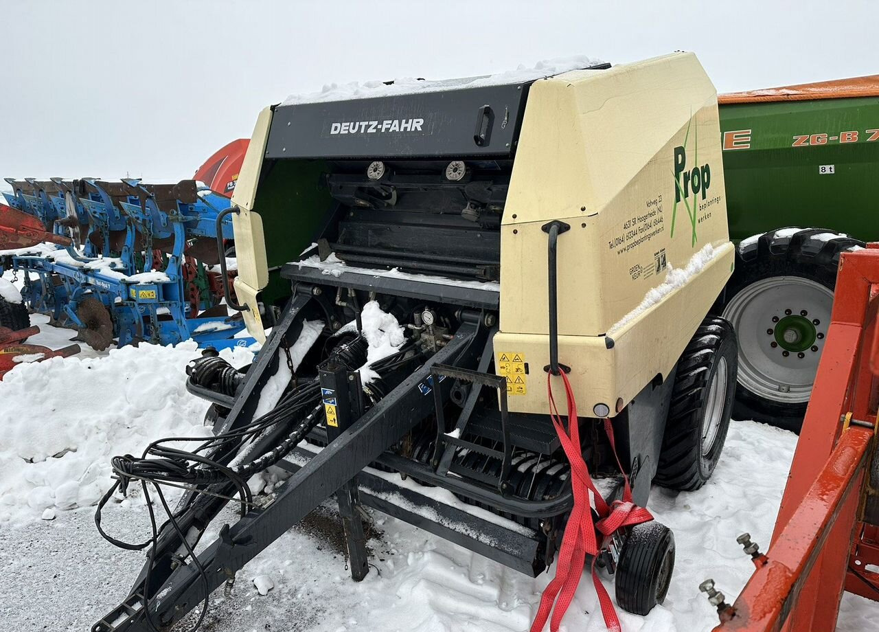 Deutz-Fahr FixMaster - Пресс-подборщик тюковый: фото 2 Deutz-Fahr FixMaster - Пресс-подборщик тюковый: фото 2