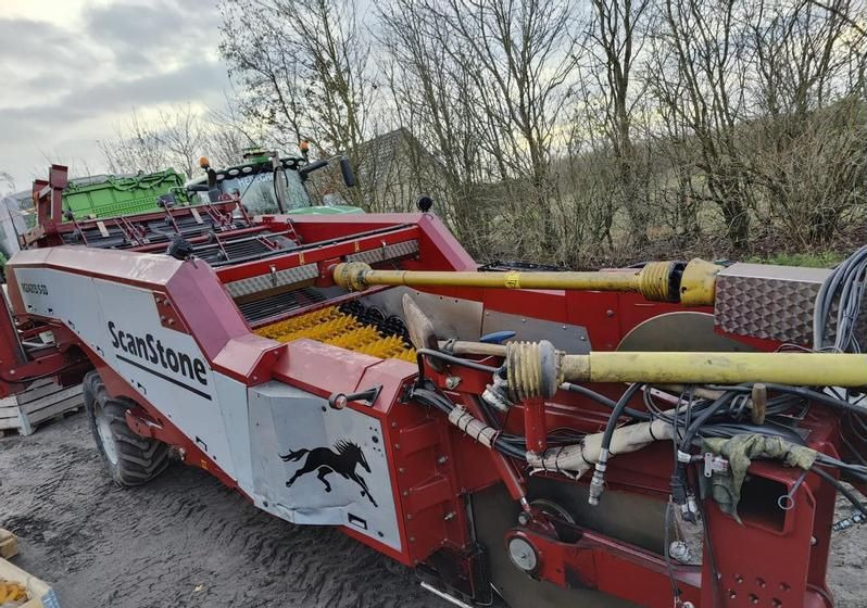 Grimme CS 1500 - Техника для обработки почвы: фото 2 Grimme CS 1500 - Техника для обработки почвы: фото 2