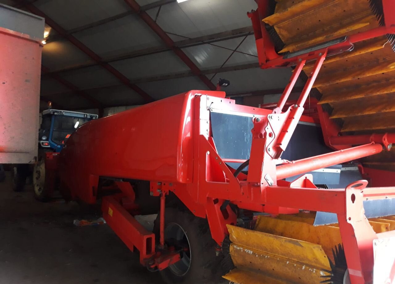 Grimme DL 1700 - Картофелеуборочный комбайн: фото 1 Grimme DL 1700 - Картофелеуборочный комбайн: фото 1