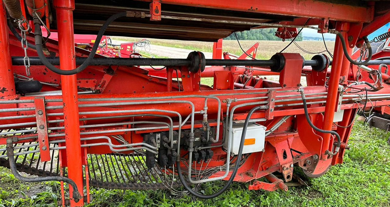 Картофелеуборочный комбайн Grimme DR 1500: фото 18 Картофелеуборочный комбайн Grimme DR 1500: фото 18