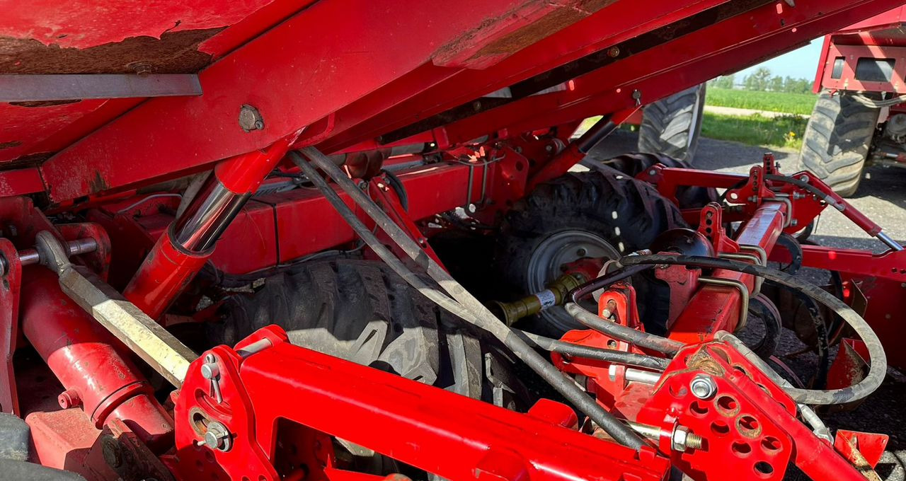 Картофелесажалка Grimme GL 34T: фото 14 Картофелесажалка Grimme GL 34T: фото 14