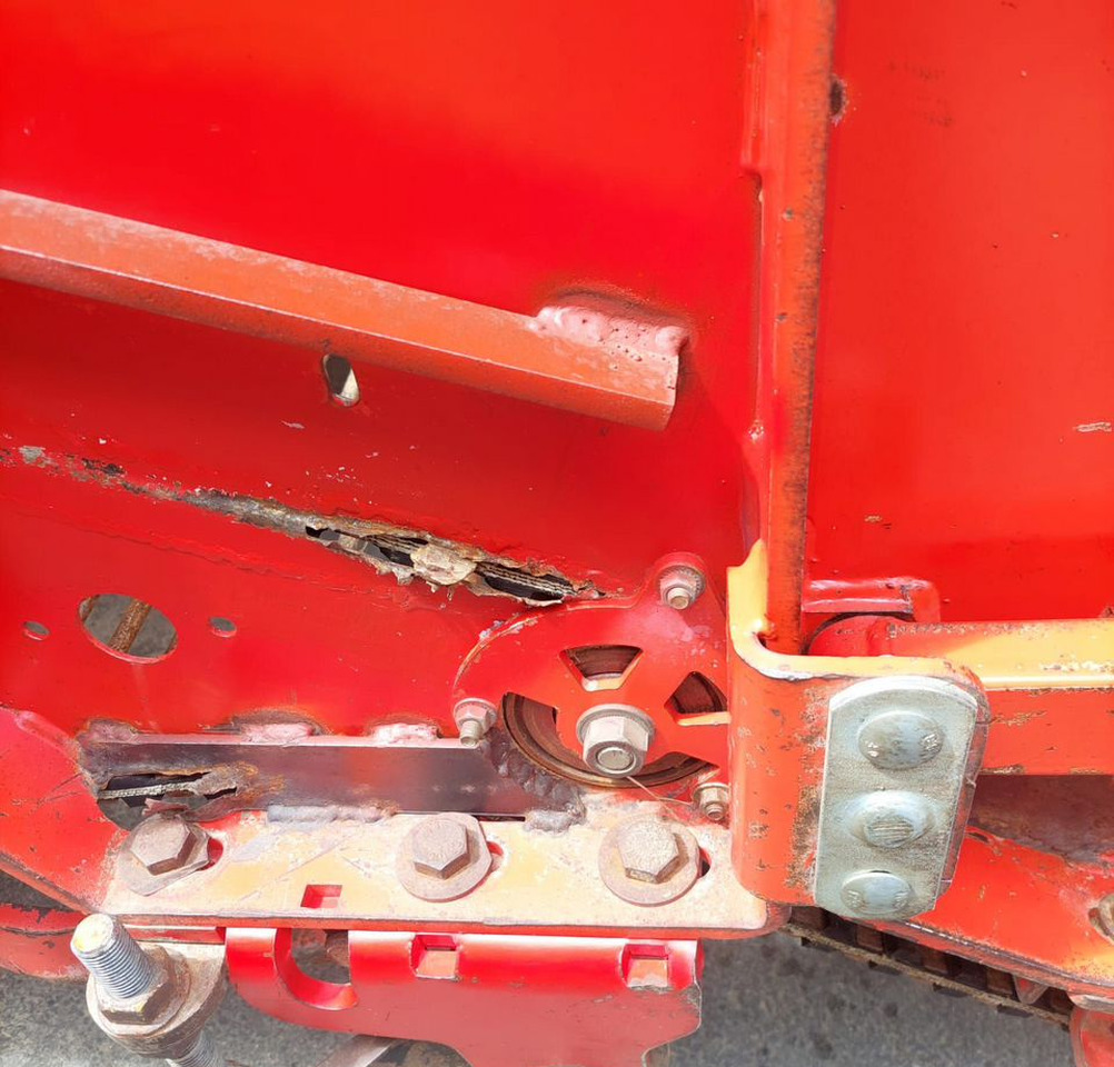 Grimme SE 150/170-60 - Картофелеуборочный комбайн: фото 3 Grimme SE 150/170-60 - Картофелеуборочный комбайн: фото 3