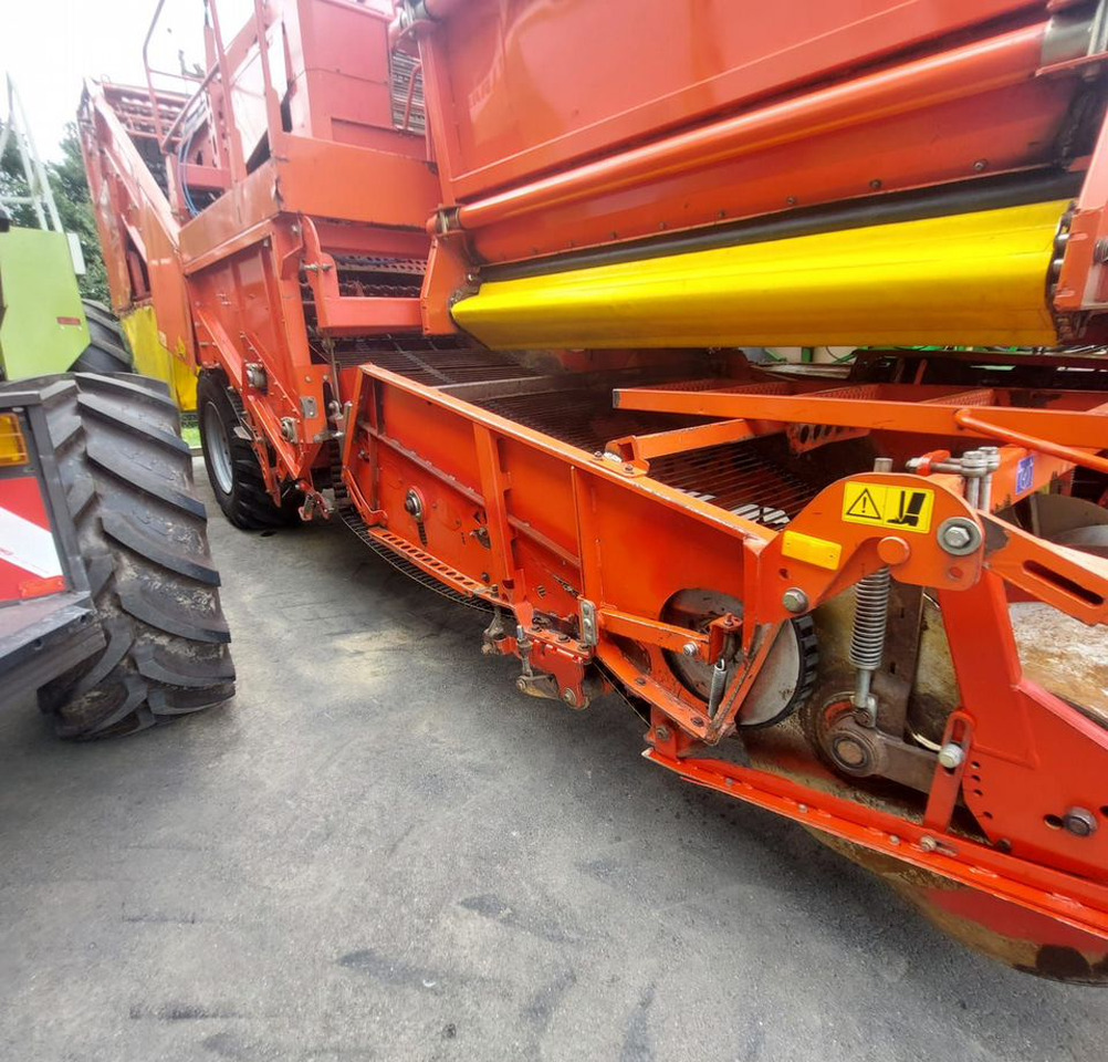 Картофелеуборочный комбайн Grimme SE 150/170-60: фото 40 Картофелеуборочный комбайн Grimme SE 150/170-60: фото 40