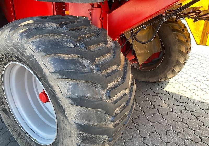 Grimme SE 150/170-60 - Картофелеуборочный комбайн: фото 4 Grimme SE 150/170-60 - Картофелеуборочный комбайн: фото 4