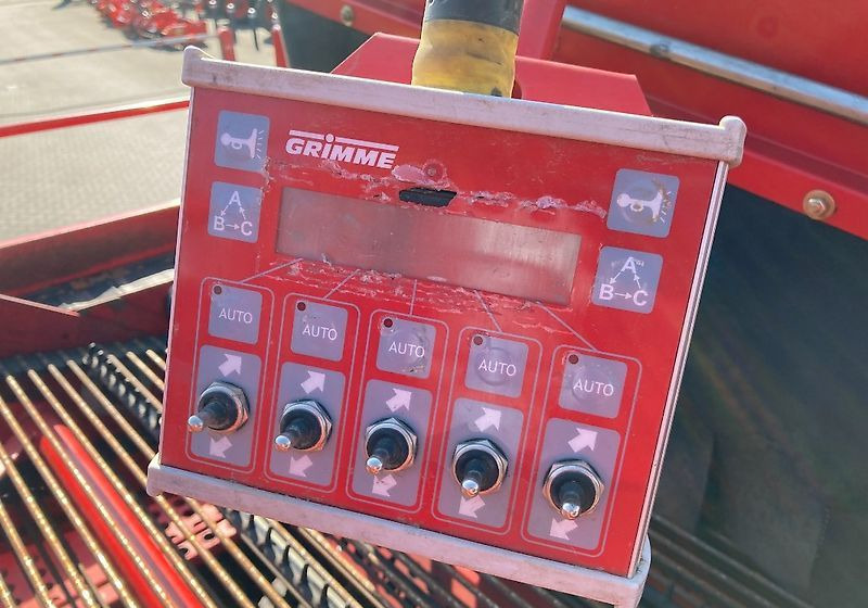 Картофелеуборочный комбайн Grimme SE 150/170-60: фото 18