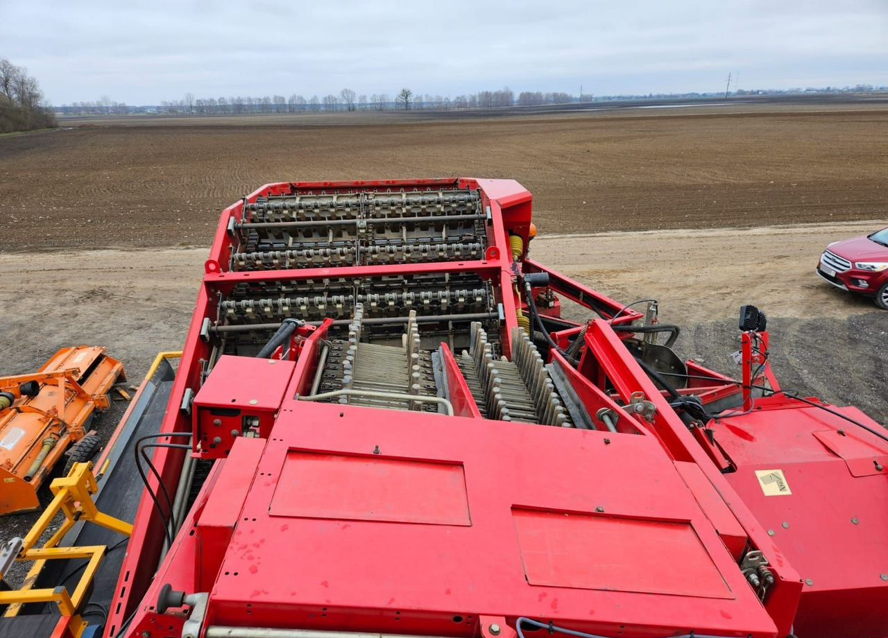 Картофелеуборочный комбайн Grimme SE 150/170-60: фото 21 Картофелеуборочный комбайн Grimme SE 150/170-60: фото 21