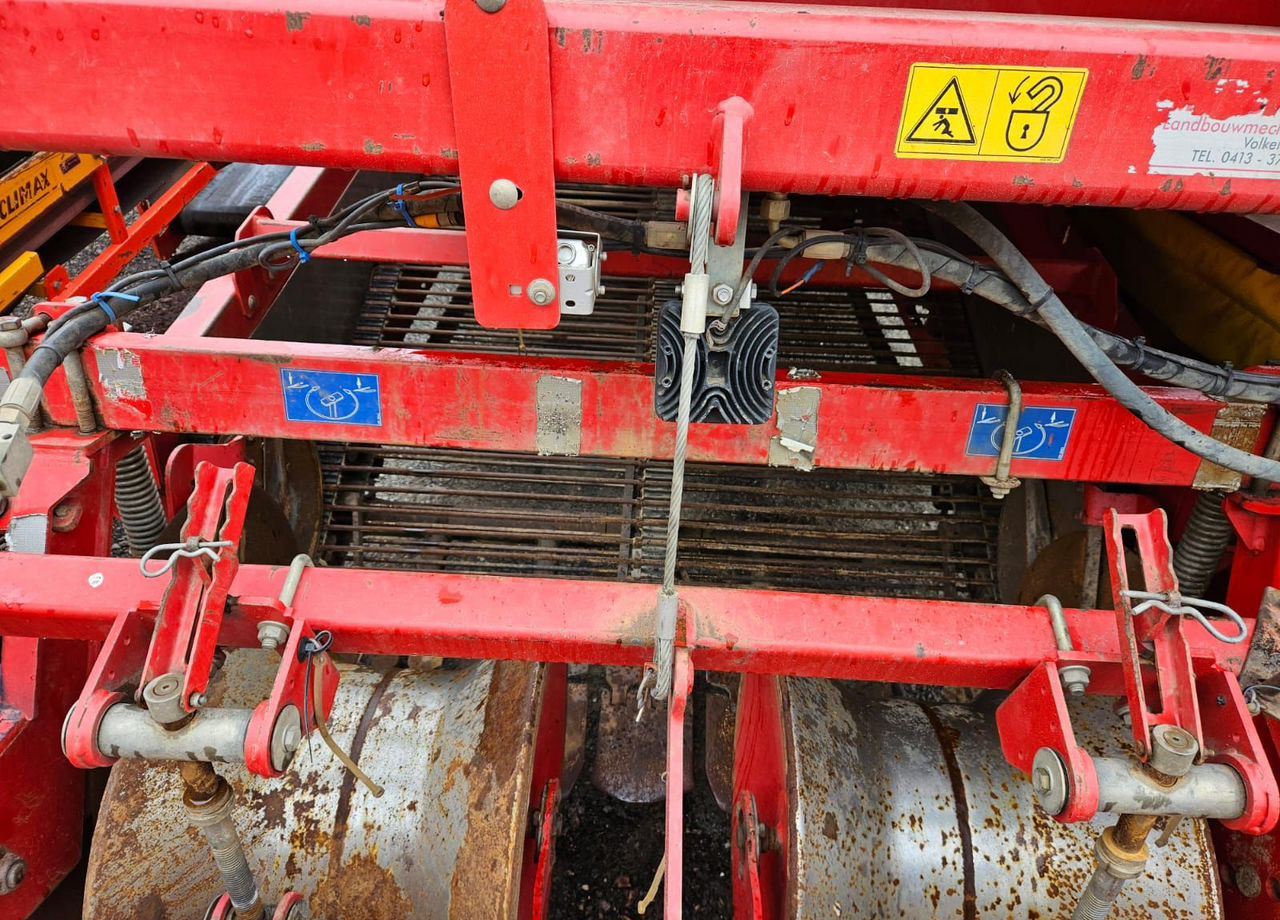 Картофелеуборочный комбайн Grimme SE 150/170-60: фото 15 Картофелеуборочный комбайн Grimme SE 150/170-60: фото 15