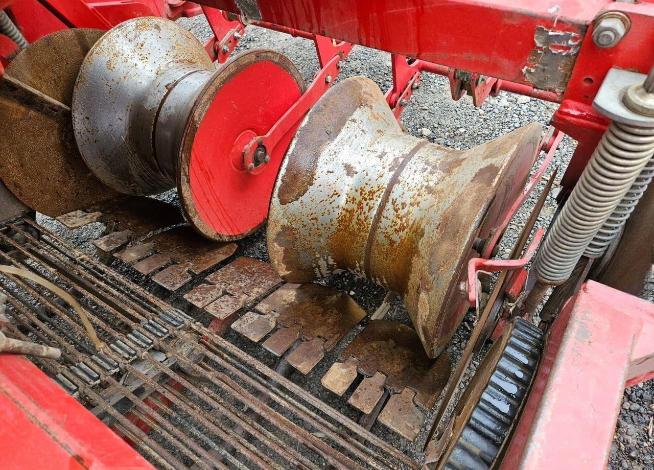 Картофелеуборочный комбайн Grimme SE 150/170-60: фото 18 Картофелеуборочный комбайн Grimme SE 150/170-60: фото 18