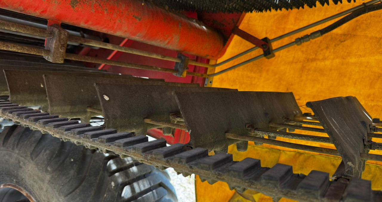 Картофелеуборочный комбайн Grimme SE 75-40: фото 16