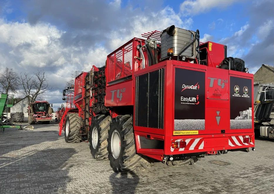 Holmer Terra Dos T-4 40 - Свеклоуборочный комбайн: фото 3 Holmer Terra Dos T-4 40 - Свеклоуборочный комбайн: фото 3