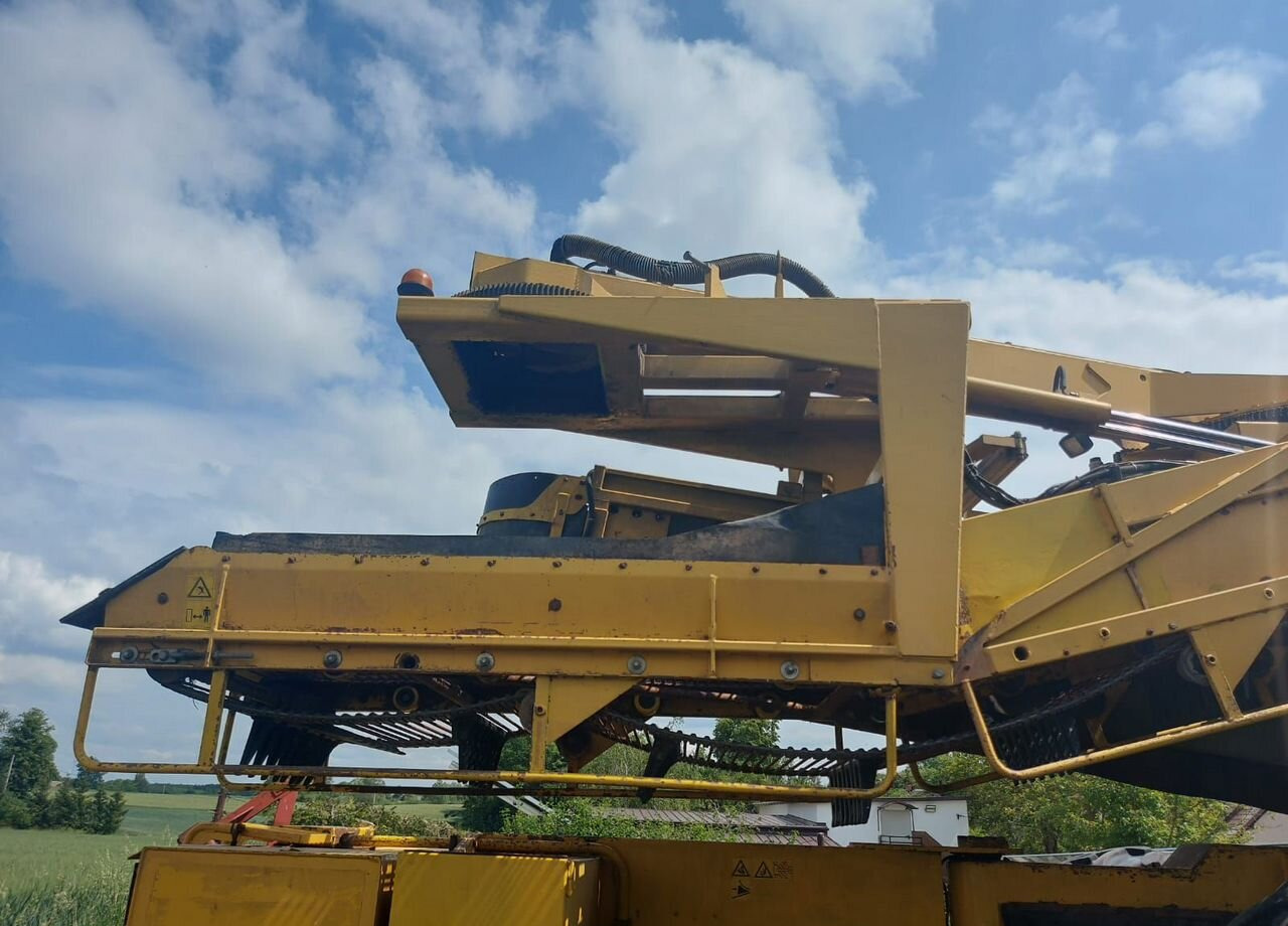 Свеклоуборочный комбайн Ropa Maschinenbau Euro-Maus 2: фото 21 Свеклоуборочный комбайн Ropa Maschinenbau Euro-Maus 2: фото 21