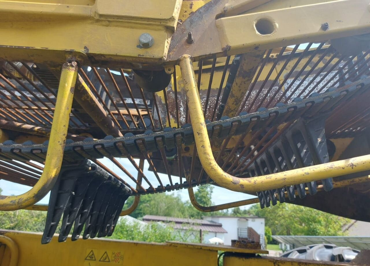 Ropa Maschinenbau Euro-Maus 2 - Свеклоуборочный комбайн: фото 5 Ropa Maschinenbau Euro-Maus 2 - Свеклоуборочный комбайн: фото 5