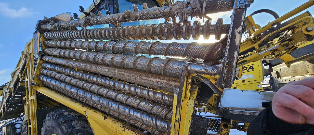 Свеклоуборочный комбайн Ropa Maschinenbau Euro-Maus 3: фото 10 Свеклоуборочный комбайн Ropa Maschinenbau Euro-Maus 3: фото 10