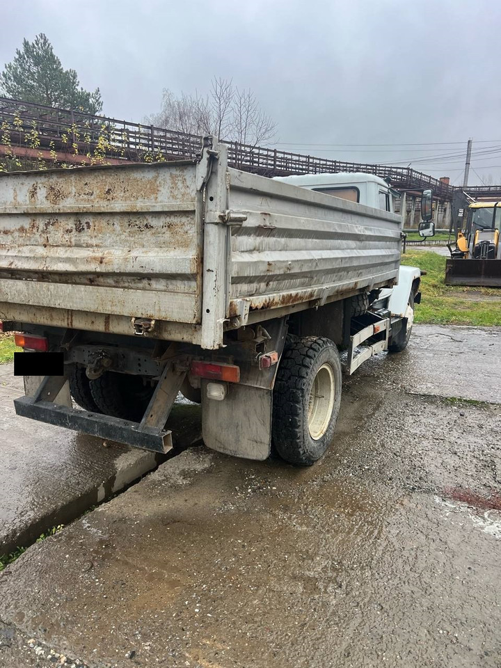 Самосвал ГАЗ-САЗ-35071 - Грузовик: фото 2 Самосвал ГАЗ-САЗ-35071 - Грузовик: фото 2