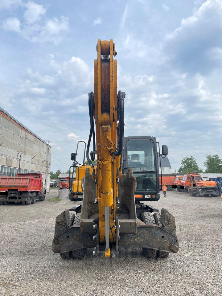 Hyundai R140W-7 - Колёсный экскаватор: фото 3 Hyundai R140W-7 - Колёсный экскаватор: фото 3