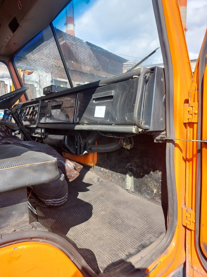 Самосвал грузовой КАМАЗ 5511 - Самосвал: фото 3 Самосвал грузовой КАМАЗ 5511 - Самосвал: фото 3