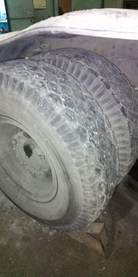 Тягач МАЗ 642508: фото 7