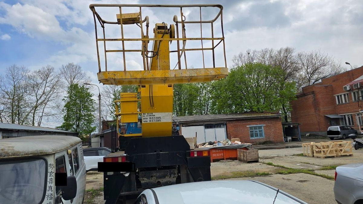 Грузовик с подъемником Урал 4320-1151-61: фото 7