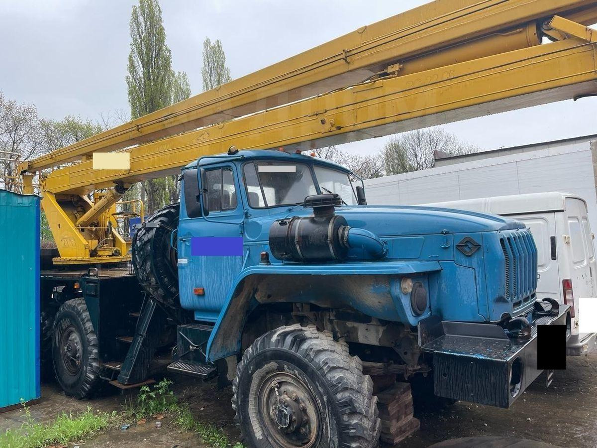 Грузовик с подъемником Урал 4320-1151-61: фото 9