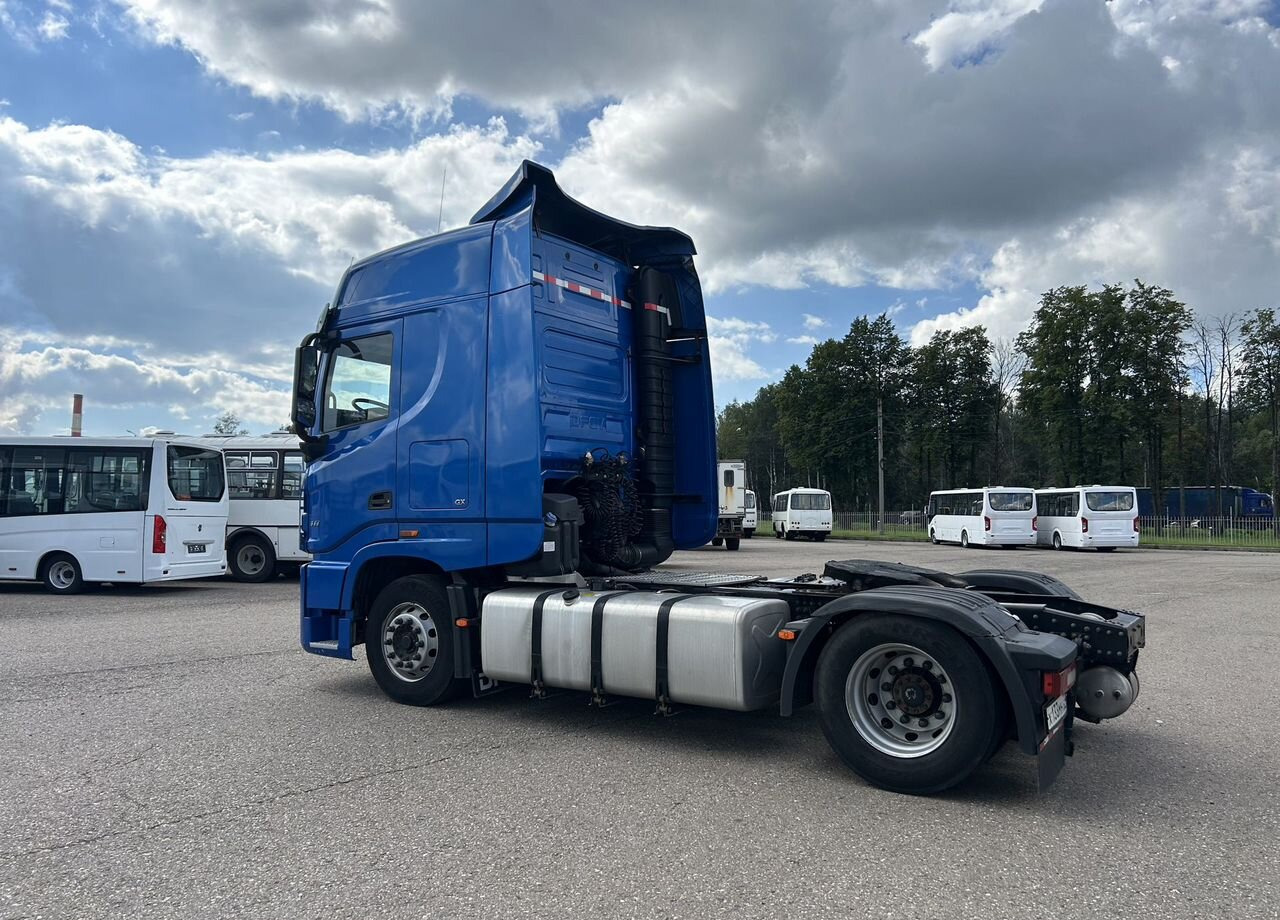 Dongfeng DFH - Тягач: фото 2 Dongfeng DFH - Тягач: фото 2