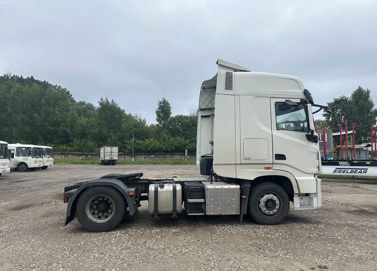 Тягач Dongfeng DFH: фото 6 Тягач Dongfeng DFH: фото 6