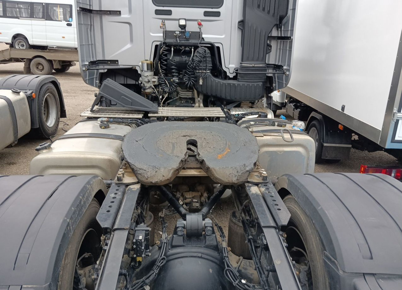 Тягач FAW J7: фото 6