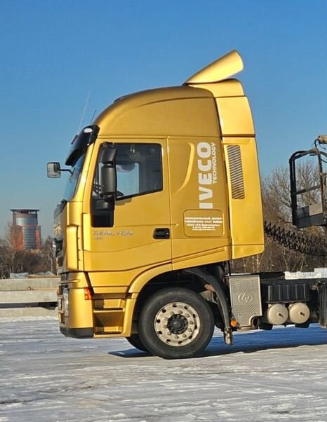IVECO-Hongyan CQ4256HTVG334 - Тягач: фото 1 IVECO-Hongyan CQ4256HTVG334 - Тягач: фото 1