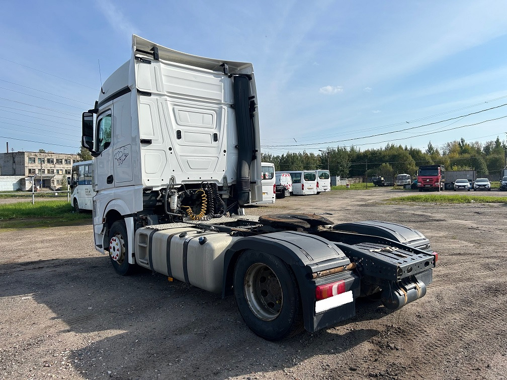 MERCEDES-BENZ ACTROS 1845 LS - Тягач: фото 4 MERCEDES-BENZ ACTROS 1845 LS - Тягач: фото 4