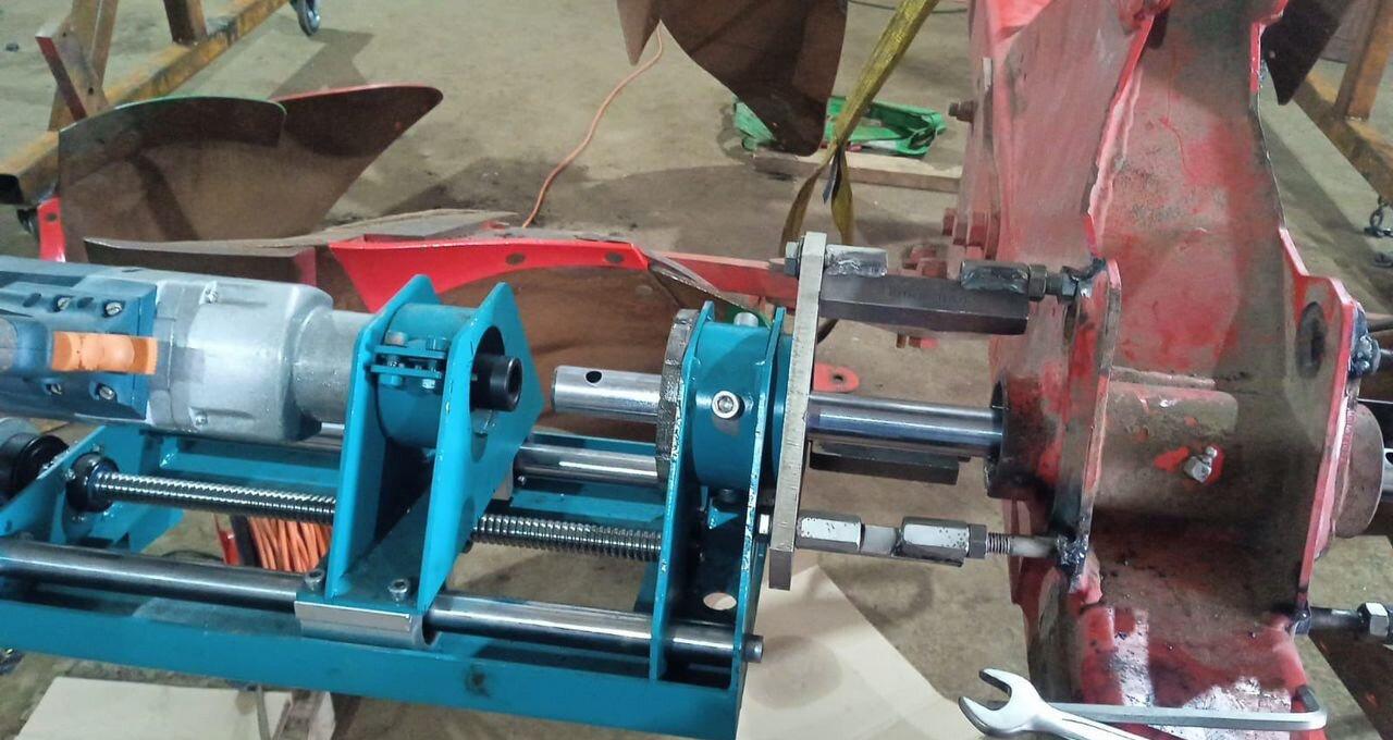 1L 2-20 - Оборудование для гаражей/ Мастерских: фото 1 1L 2-20 - Оборудование для гаражей/ Мастерских: фото 1