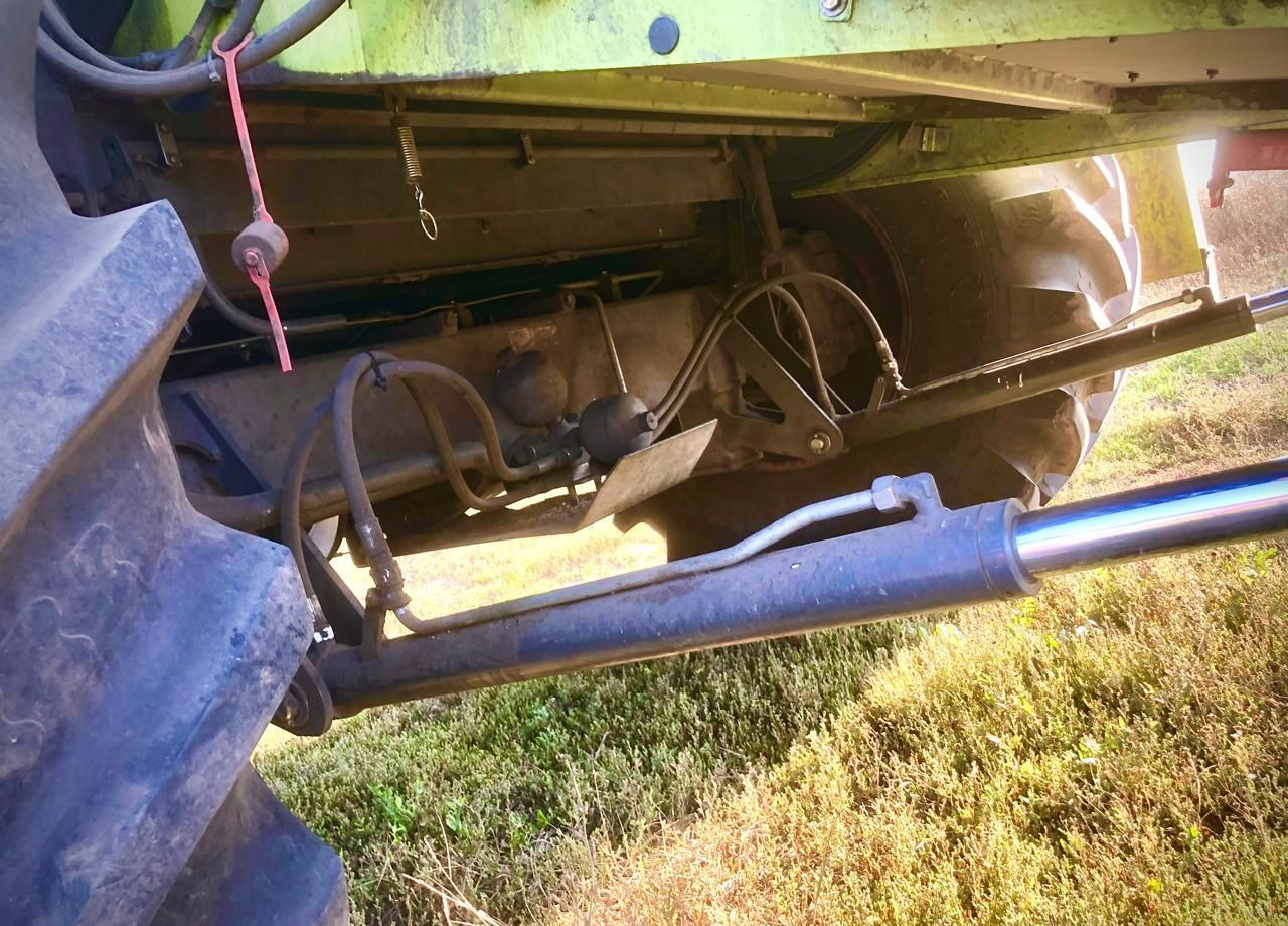 Зерноуборочный комбайн Claas Tucano 450: фото 23 Зерноуборочный комбайн Claas Tucano 450: фото 23