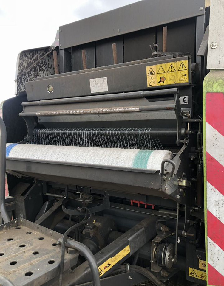 Пресс-подборщик рулонный Claas Variant 380: фото 6