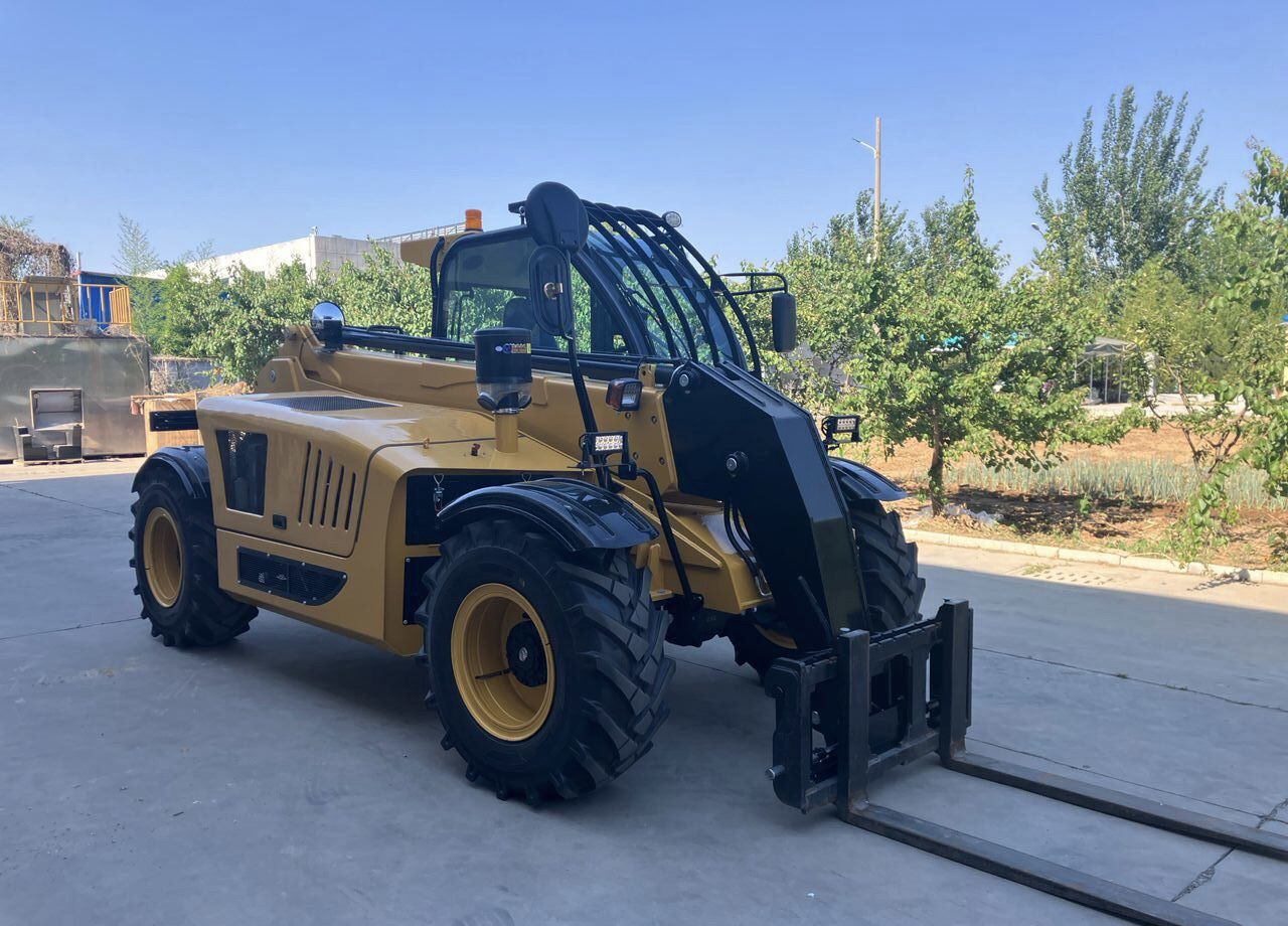 Телескопический погрузчик FORMICA PRO T35D 4x4: фото 14