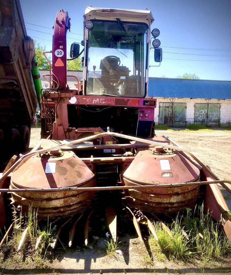Гомсельмаш УЭС-2-280A (Палессе U280A) - Трактор: фото 1 Гомсельмаш УЭС-2-280A (Палессе U280A) - Трактор: фото 1