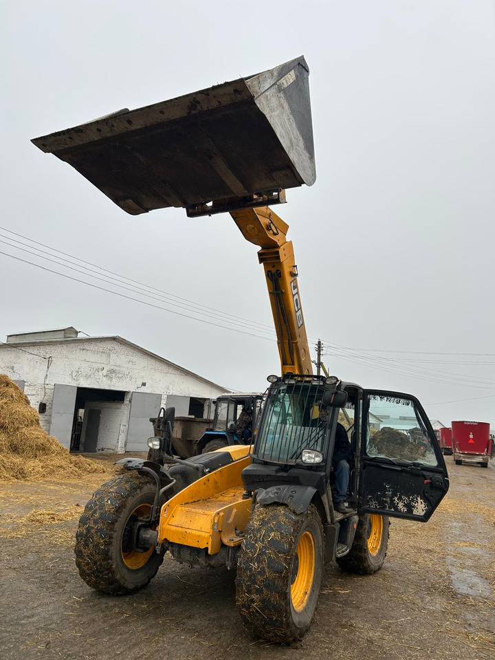 JCB 541-70AG - Телескопический погрузчик: фото 3 JCB 541-70AG - Телескопический погрузчик: фото 3
