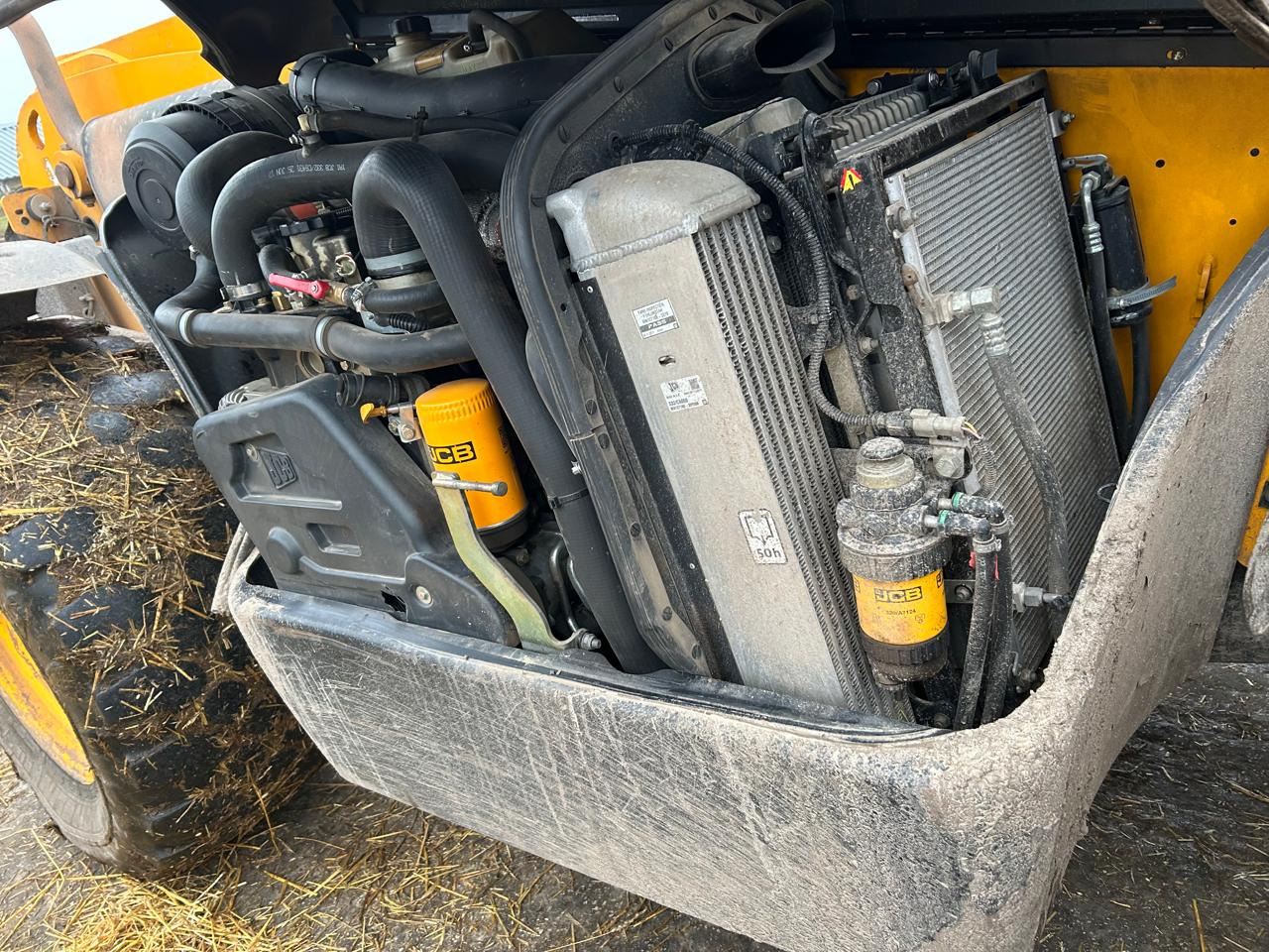 Телескопический погрузчик JCB 541-70AG: фото 10 Телескопический погрузчик JCB 541-70AG: фото 10