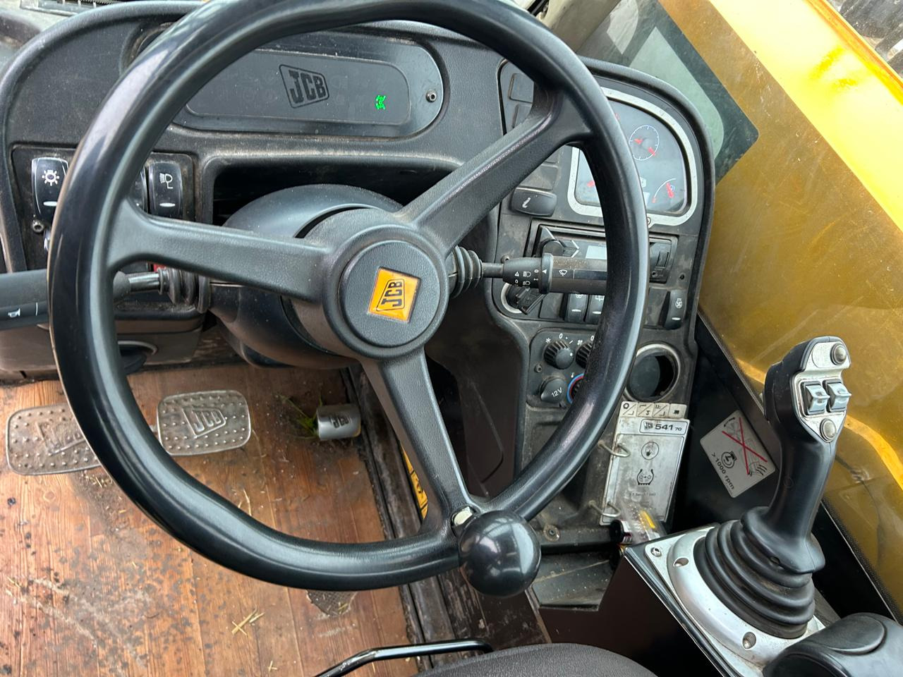 Телескопический погрузчик JCB 541-70AG: фото 15 Телескопический погрузчик JCB 541-70AG: фото 15