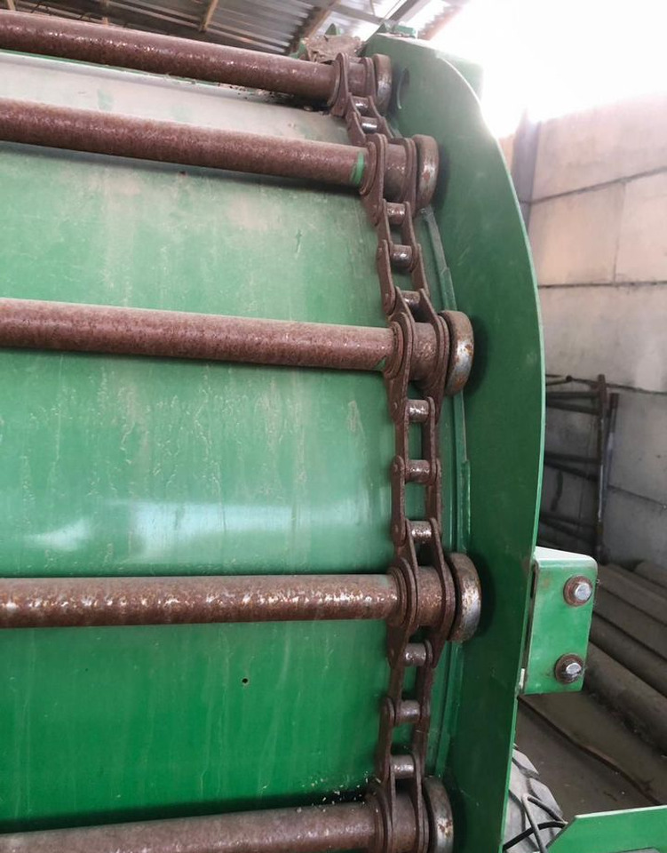 Пресс-подборщик рулонный John Deere F440E: фото 6