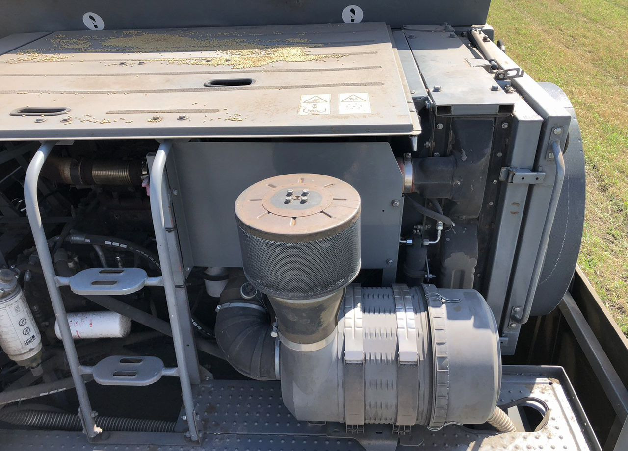 Зерноуборочный комбайн Ростсельмаш Acros 585: фото 10